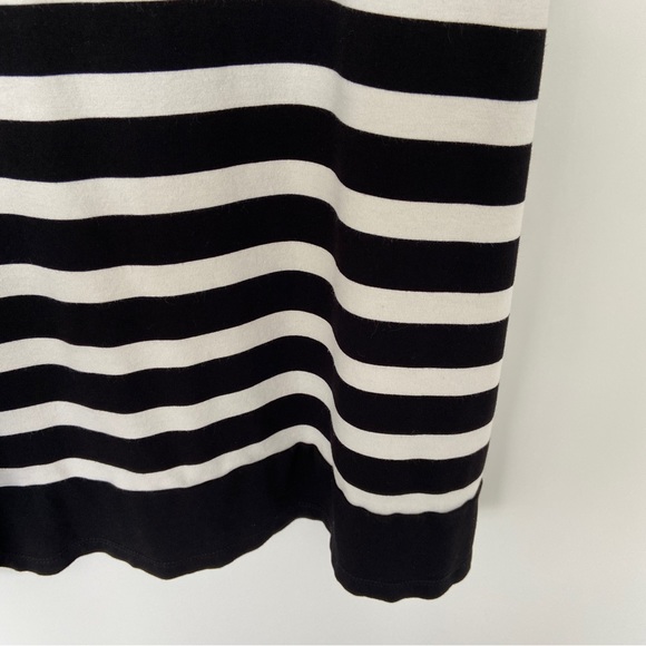 WHITE HOUSE BLACK MARKET BLACK/WHITE STRIPED DRESS W/ METAL/CUTOUT NECKLINE, S - Picture 6 of 10